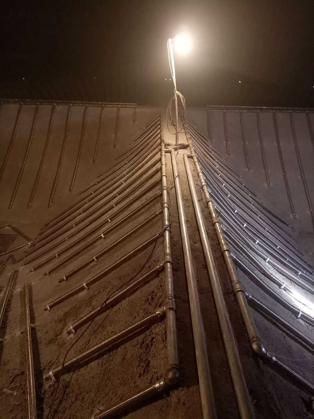 幸福路街道硫化棒